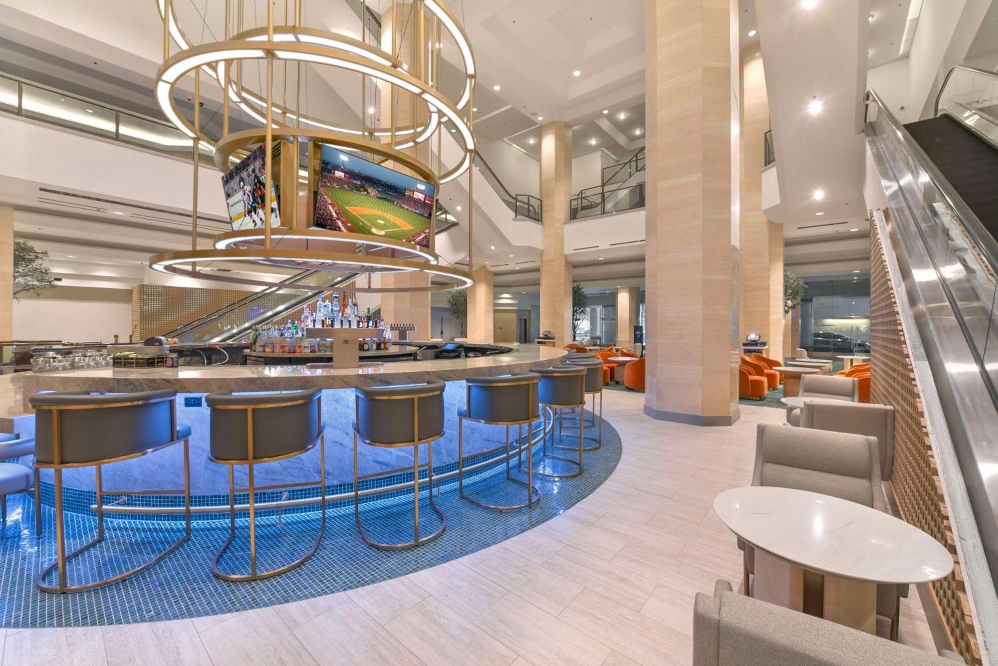 Hilton Anaheim Hotel Exterior photo