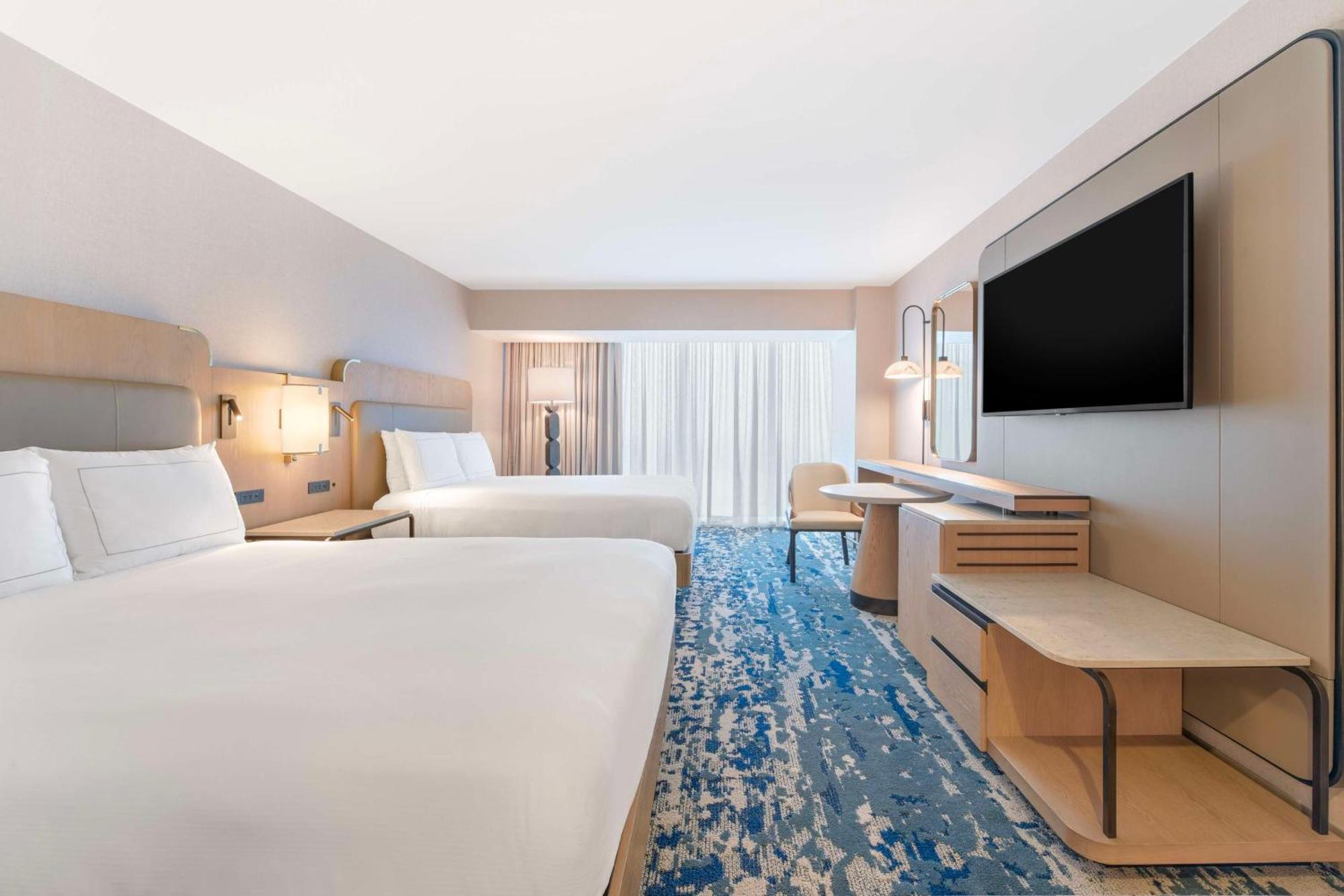 Hilton Anaheim Hotel Exterior photo
