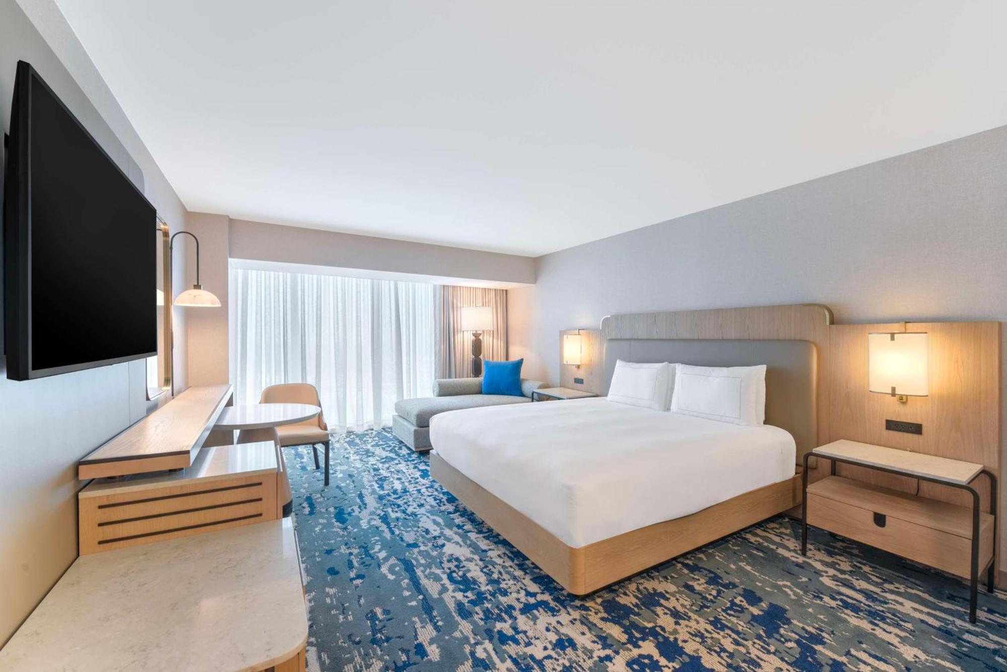 Hilton Anaheim Hotel Exterior photo